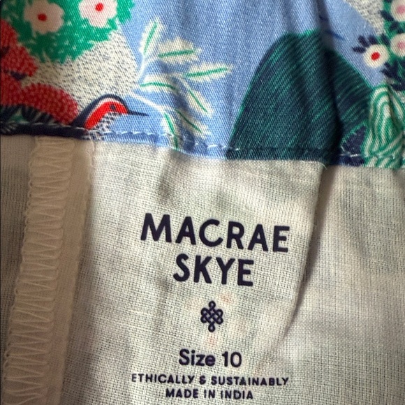 Kids Floral Patterned Shorts - Green and Red - Picture 2 of 3